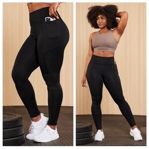 FABLETICS High Waisted Motion 365 Moto
Legging